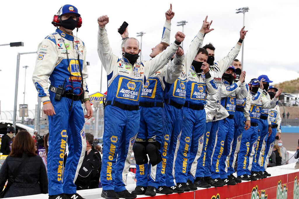 NASCAR Phoenix Auto Racing